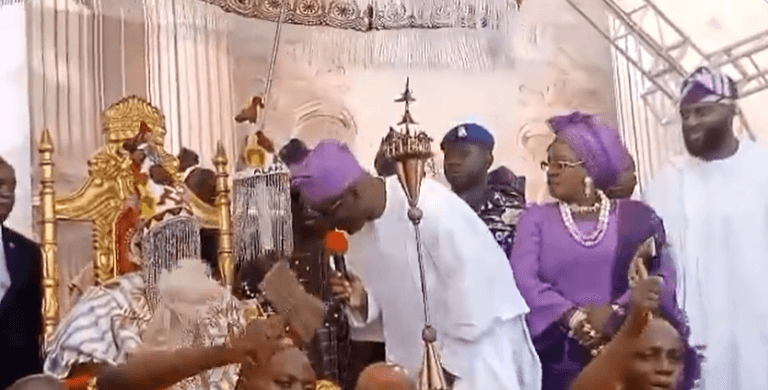 Makinde presents Oba Owoade, new Alaafin of Oyo