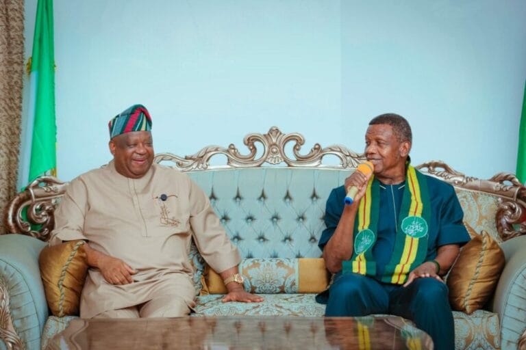 Adeboye, while visiting Plateau, gives assurance to Mutfwang of church’s support