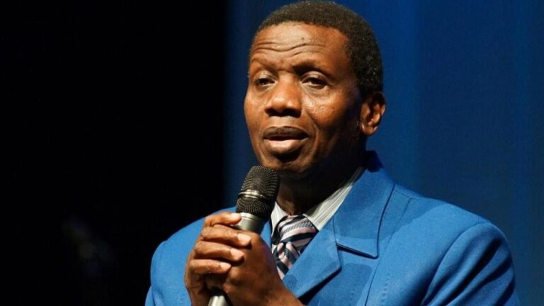 Pastor Adeboye visits Uma Ukpai’s family, calls him ‘true general’