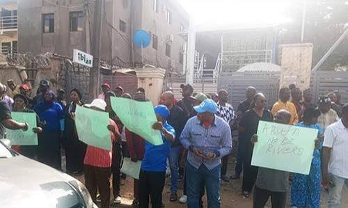 Nyesom Wike Faces Direct Challenge as NLC and FCTA Workers Picket Court Demanding His Removal