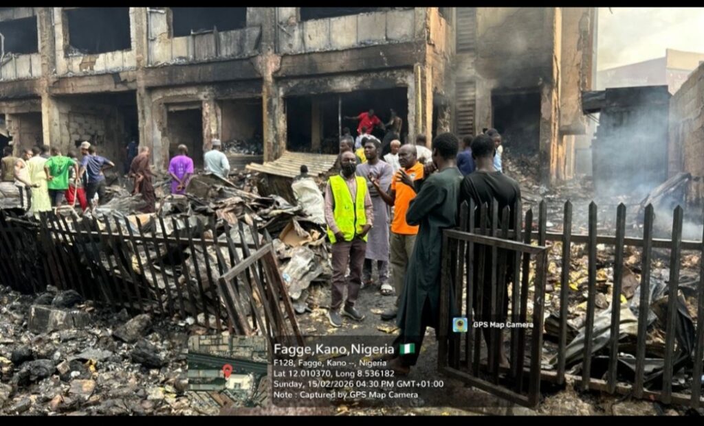 Federal Government, APC Governors Donate ₦8 Billion to Victims of Kano Singer Market Fire