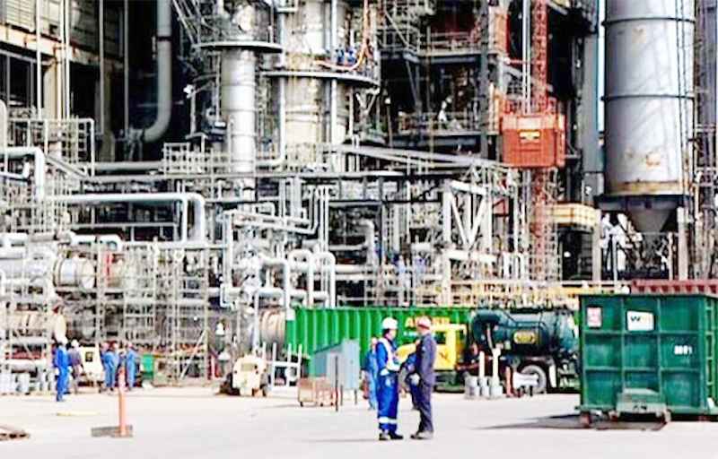 Dangote Refinery Assures Nigeria of Fuel Supply, Ships 17 Petrol Cargoes to African Countries