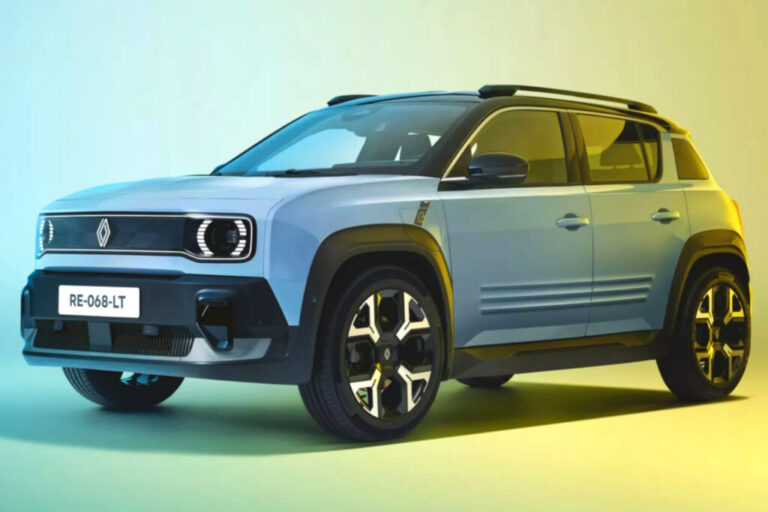 Renault Unveils Renault 4 E-Tech ‘Plein Sud’ With Electric Canvas Roof