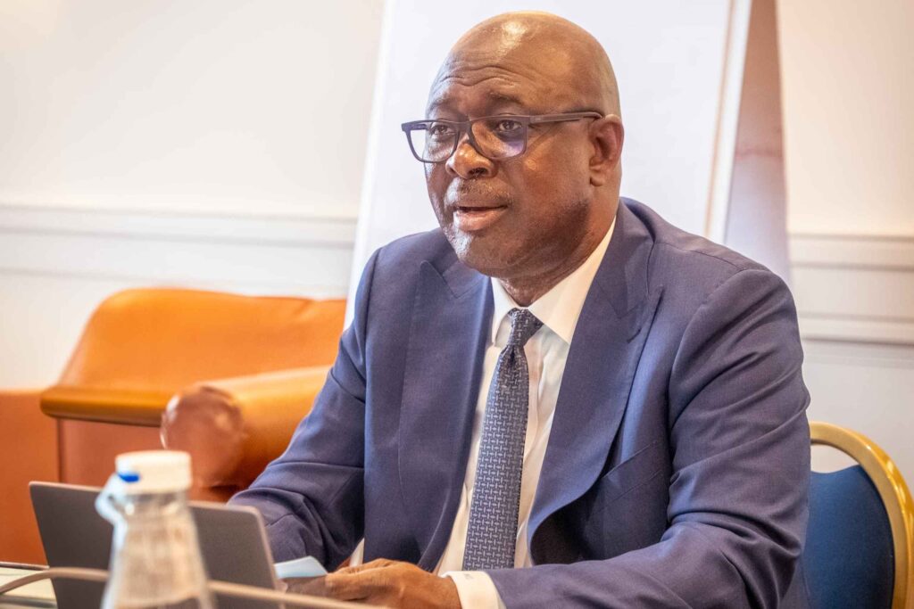 FG Holds Meeting With Marketers, Demands Petrol Price Cut