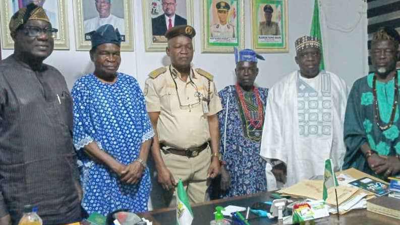 Alaafin Lauds Oyo Passport Office Autonomy, Craves Residents Full Patronise