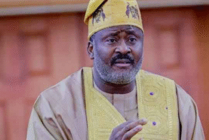 Desmond Elliot Remorseful, Prostrates In Apology to Gbajabiamila